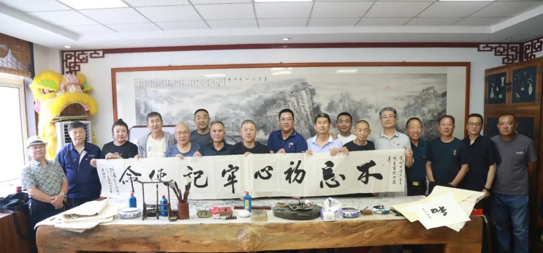 舉辦慶祝中國共產（chǎn）黨成立（lì）104周年主（zhǔ）題黨日活動2.jpg